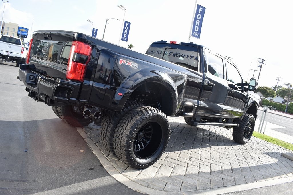 2025 Ford F-350SD Lariat DRW