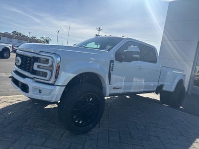 2026 Ford F-450SD Platinum DRW