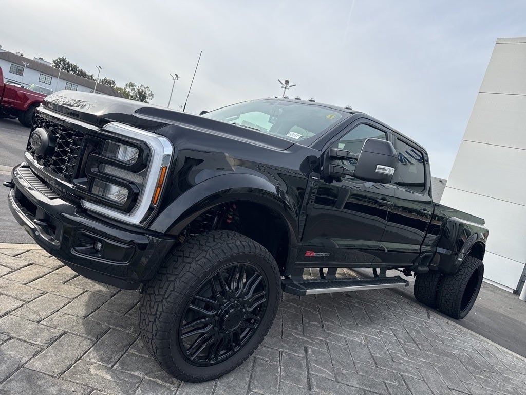 2026 Ford F-450SD Lariat DRW