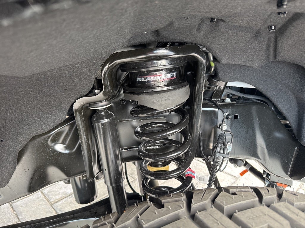 2026 Ford F-450SD Lariat DRW