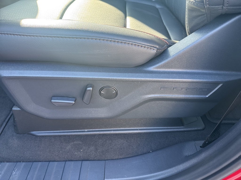 2026 Ford F-450SD Lariat DRW