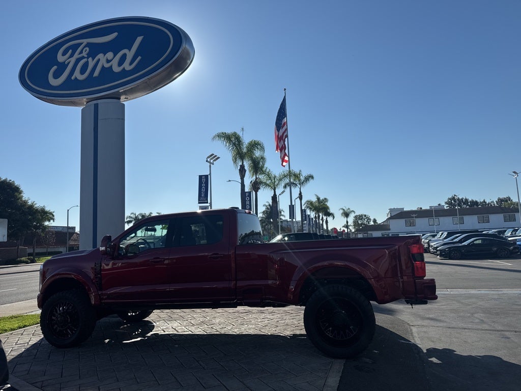 2026 Ford F-450SD Lariat DRW