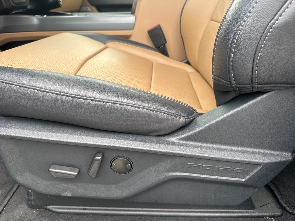 2026 Ford F-450SD Lariat DRW