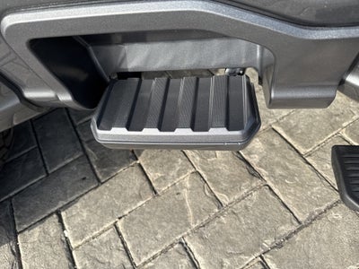 2026 Ford F-450SD Lariat DRW