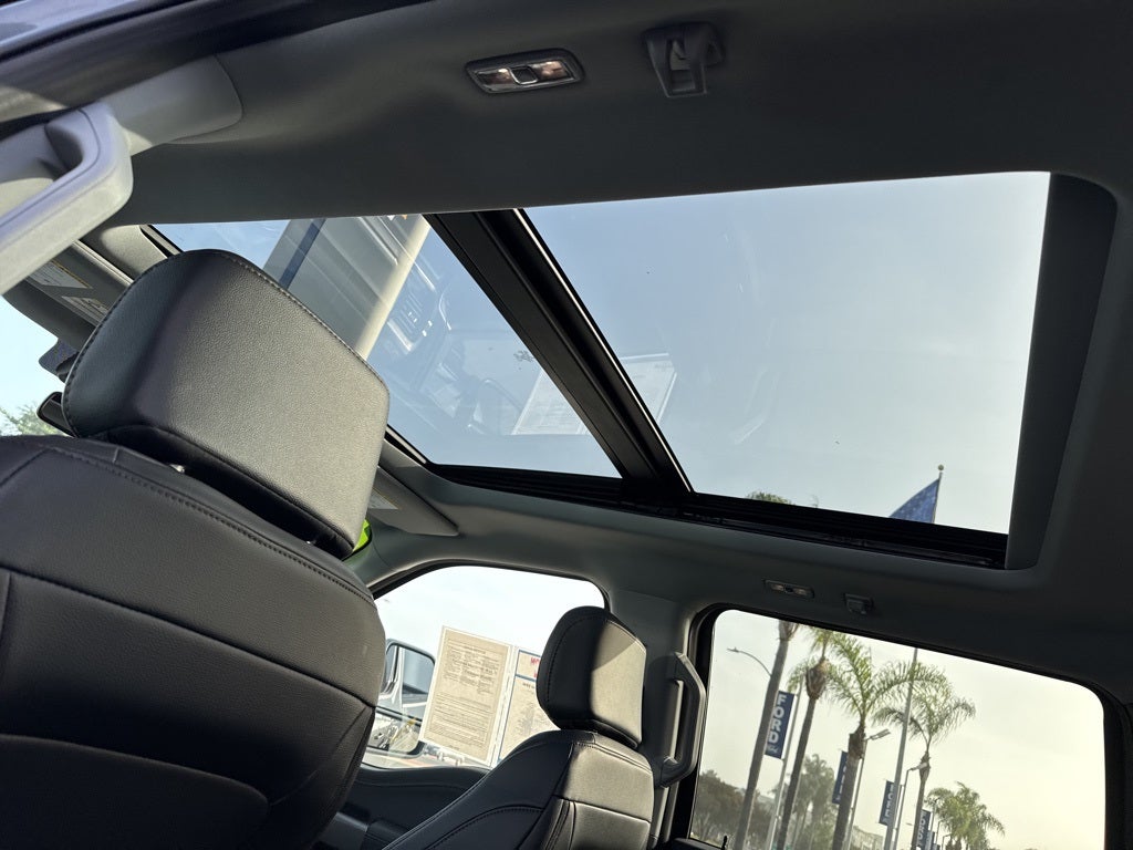 2026 Ford F-450SD Lariat DRW