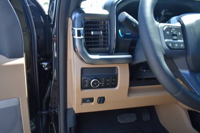 2025 Ford F-450SD Lariat DRW