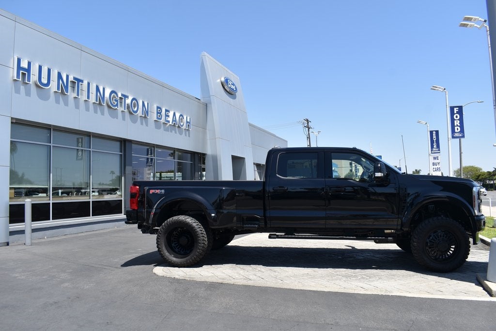 2025 Ford F-450SD Lariat DRW