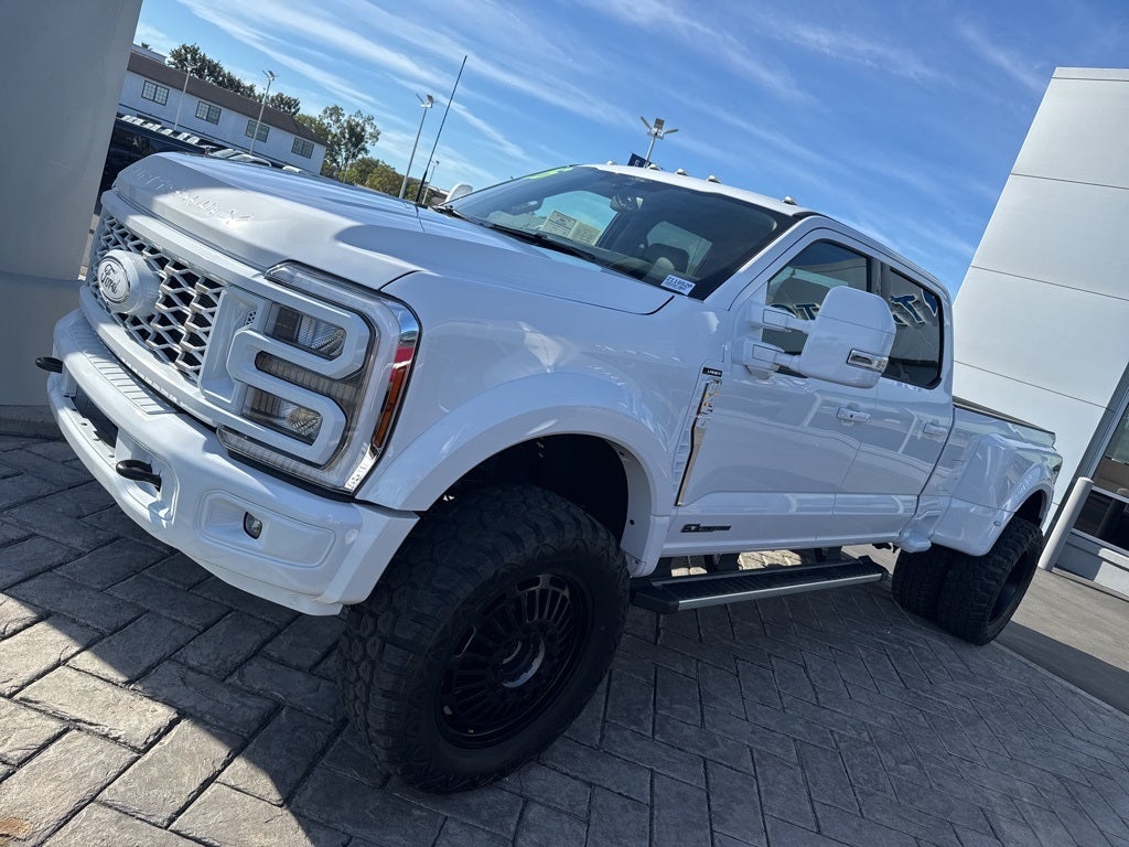 2026 Ford F-450SD Lariat DRW