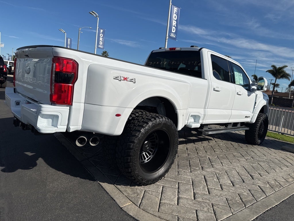 2026 Ford F-450SD Lariat DRW
