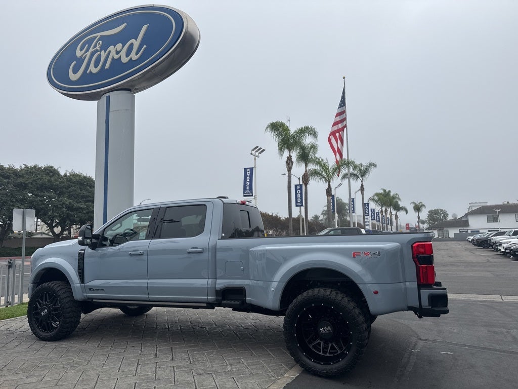 2026 Ford F-450SD Platinum DRW