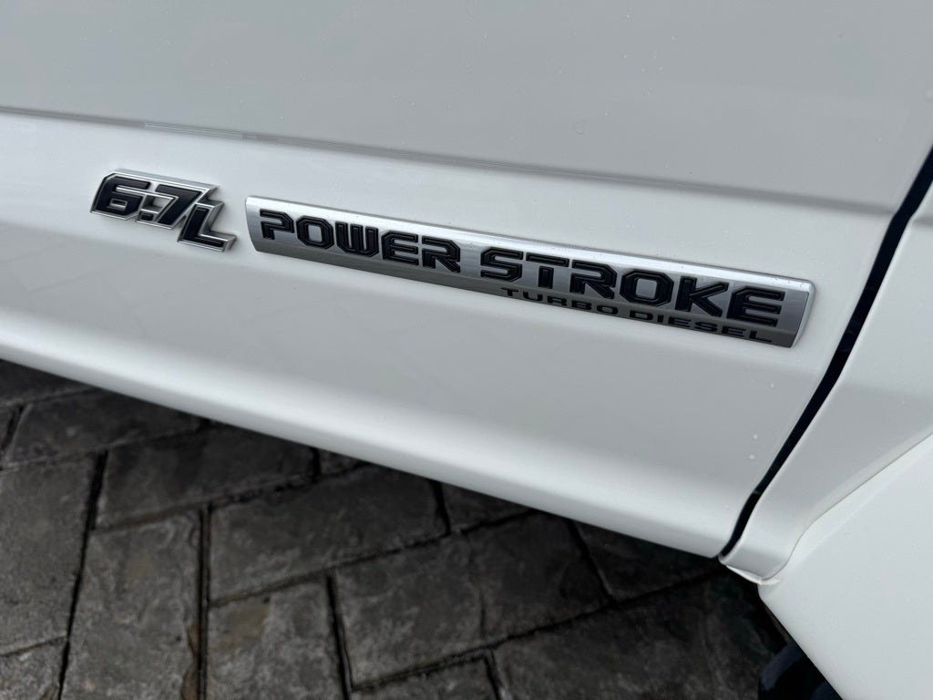 2022 Ford F-450SD Limited DRW