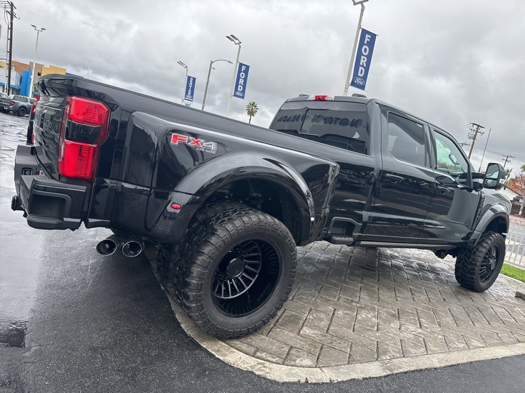2026 Ford F-450SD Platinum DRW