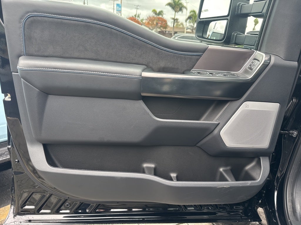 2026 Ford F-450SD Platinum DRW