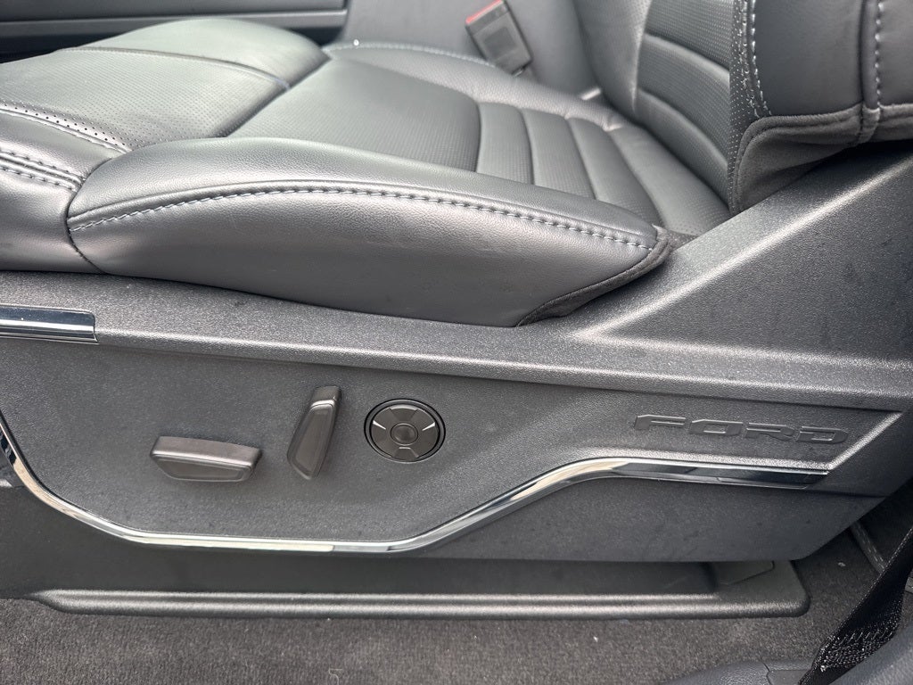 2026 Ford F-450SD Platinum DRW