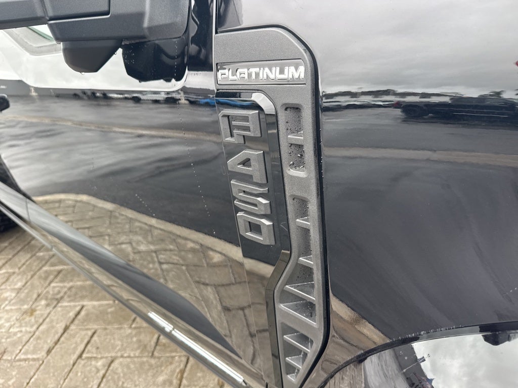 2026 Ford F-450SD Platinum DRW