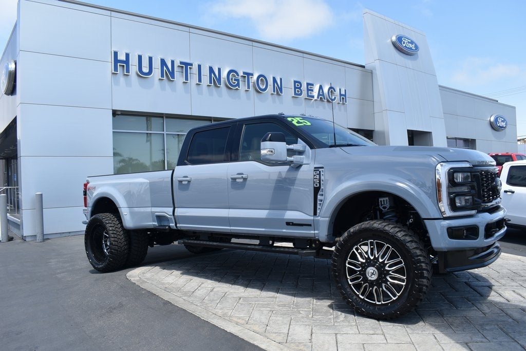 2025 Ford F-450SD Lariat DRW