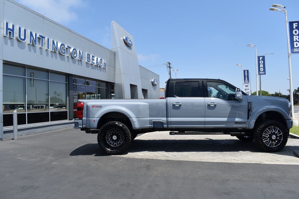2025 Ford F-450SD Lariat DRW