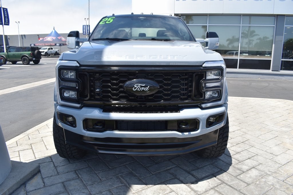2025 Ford F-450SD Lariat DRW
