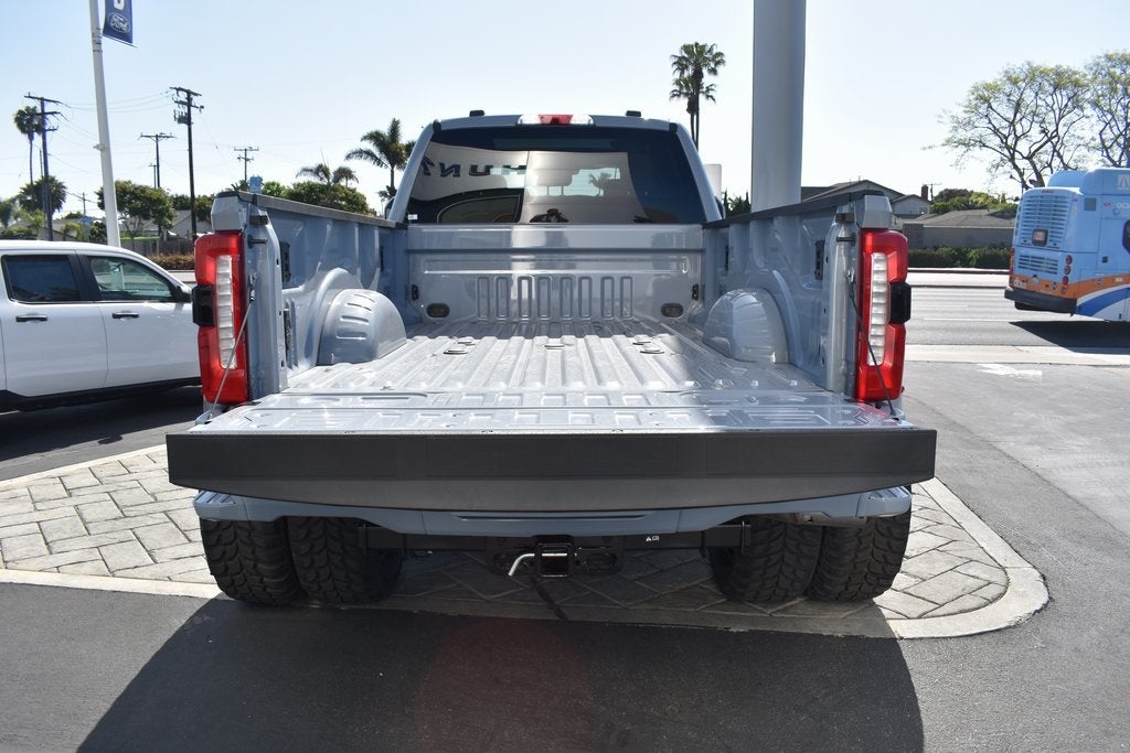 2025 Ford F-450SD Lariat DRW