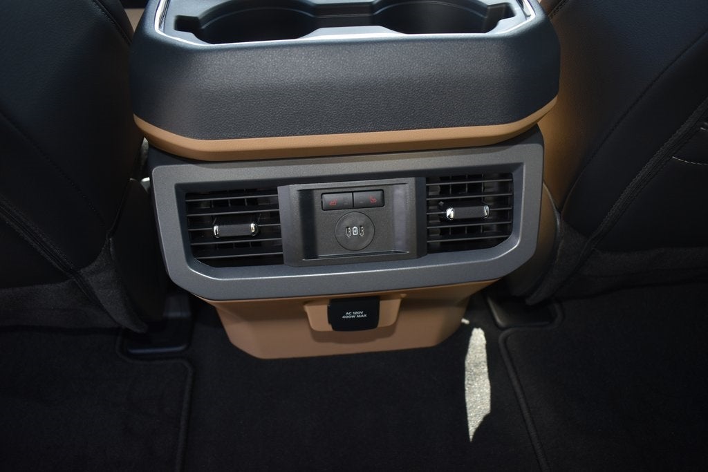 2025 Ford F-450SD Lariat DRW