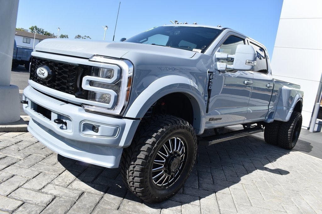 2025 Ford F-450SD Lariat DRW