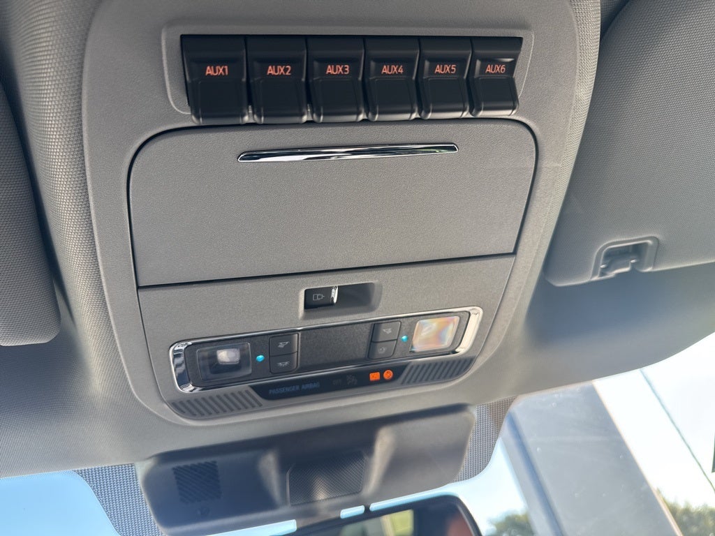 2026 Ford F-450SD Lariat DRW