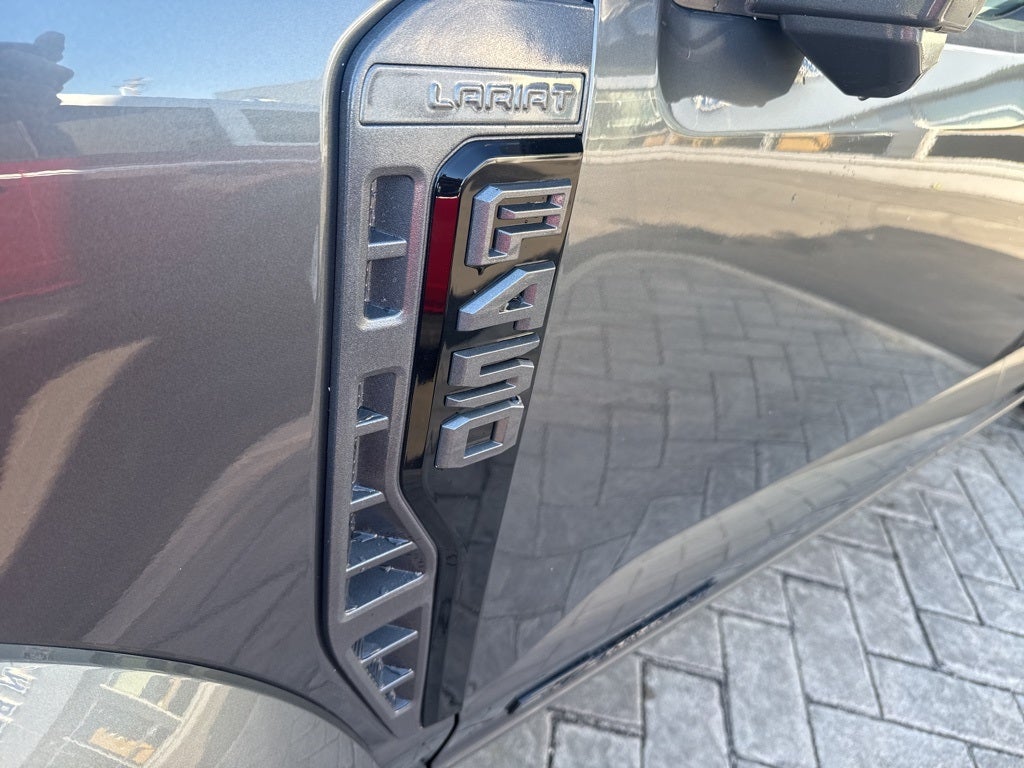 2026 Ford F-450SD Lariat DRW