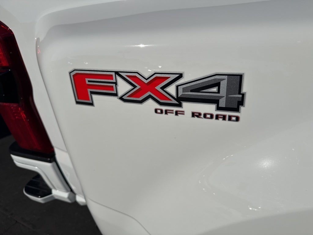 2026 Ford F-450SD Lariat DRW