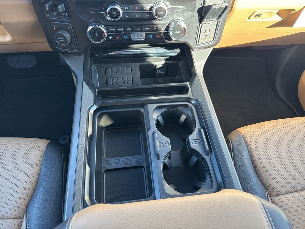 2026 Ford F-450SD Lariat DRW