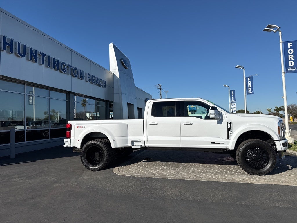 2026 Ford F-450SD Lariat DRW
