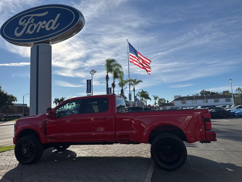 2026 Ford F-450SD Lariat DRW