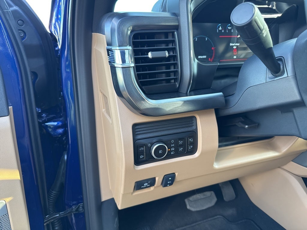 2026 Ford F-450SD Lariat DRW