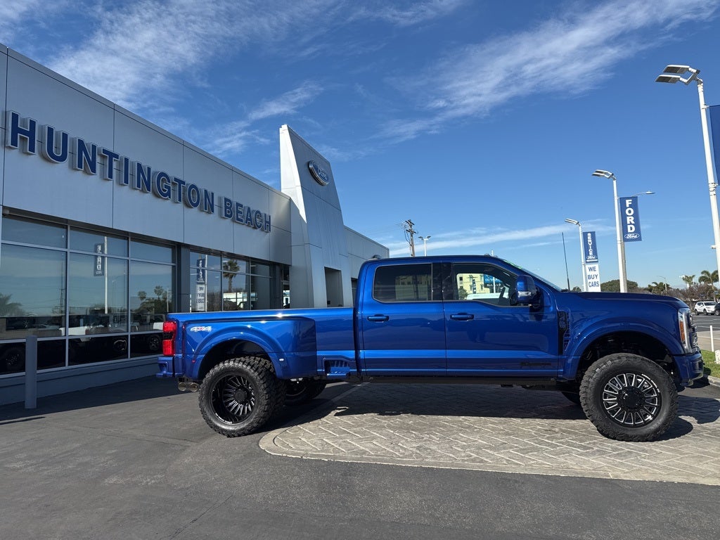 2026 Ford F-450SD Lariat DRW