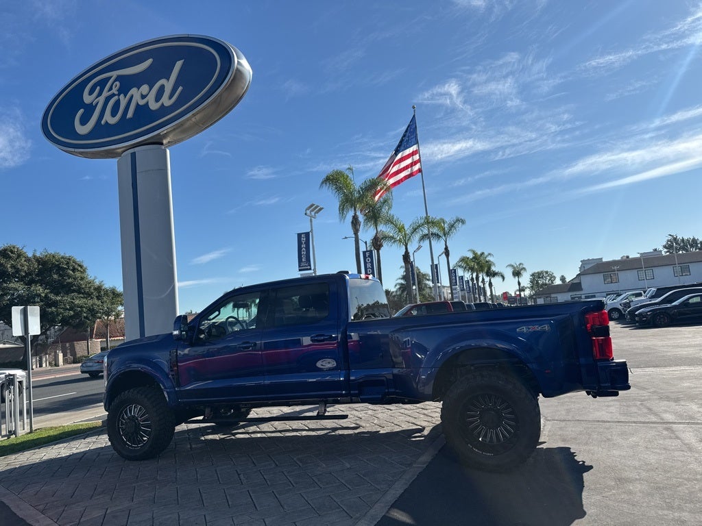 2026 Ford F-450SD Lariat DRW