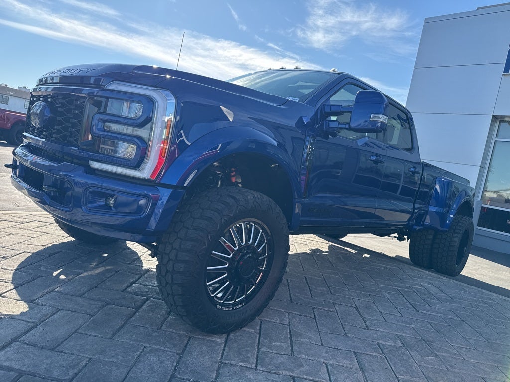 2026 Ford F-450SD Lariat DRW