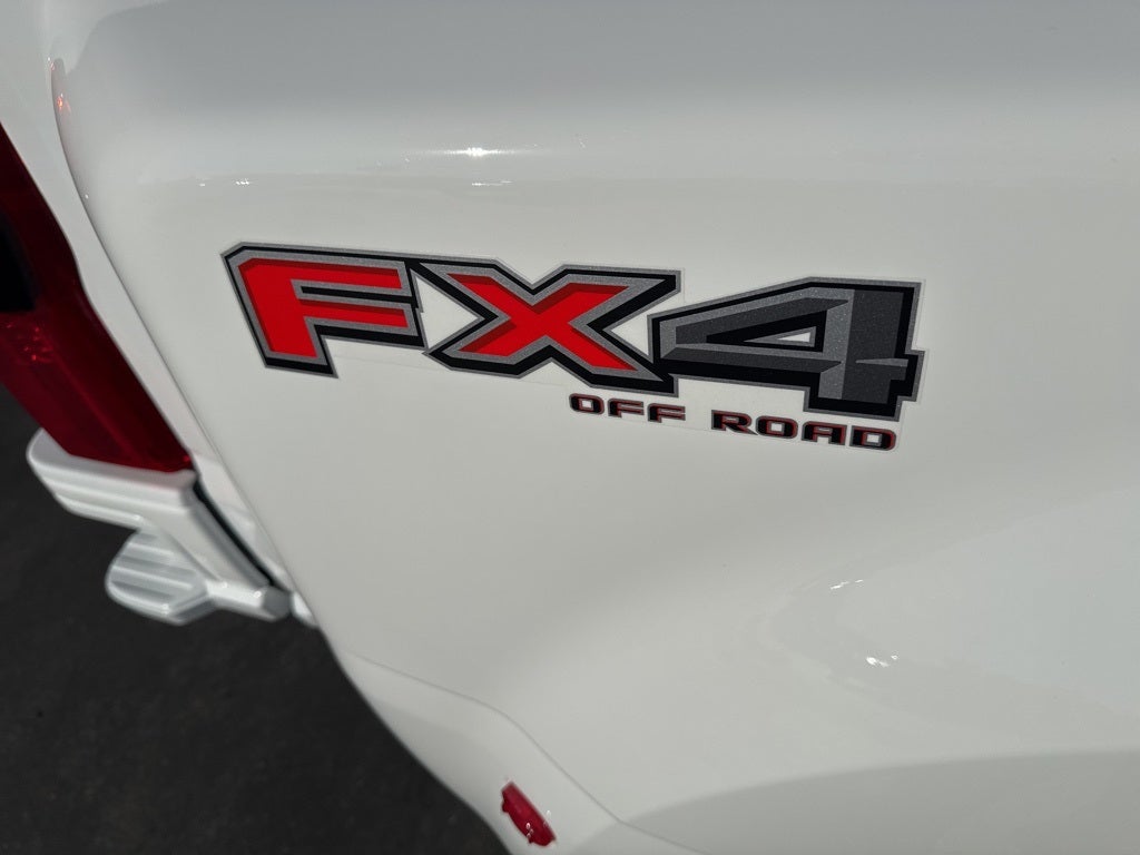 2026 Ford F-450SD Lariat DRW