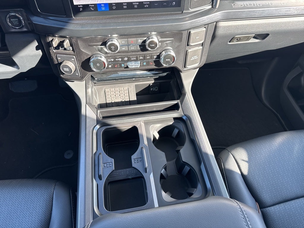 2026 Ford F-450SD Lariat DRW