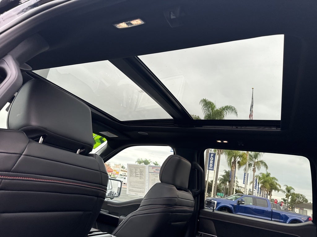 2025 Ford F-150 Raptor R