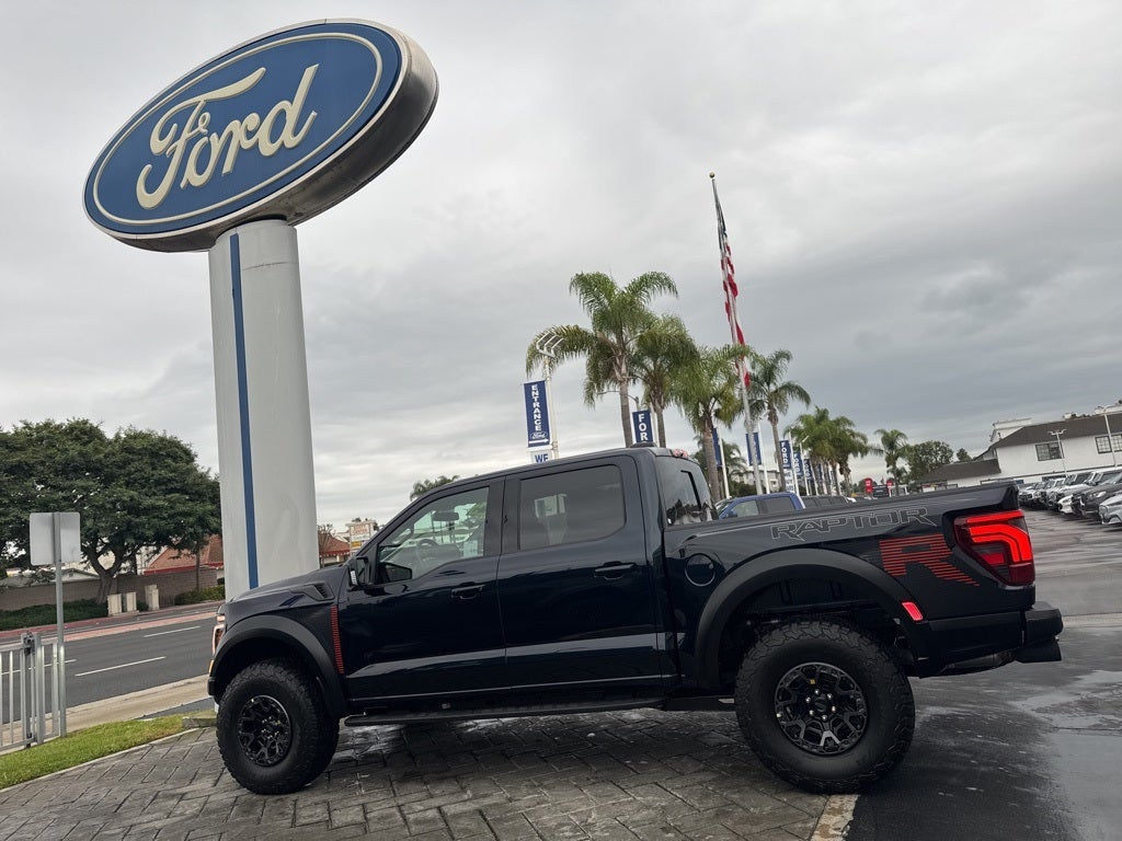 2025 Ford F-150 Raptor R