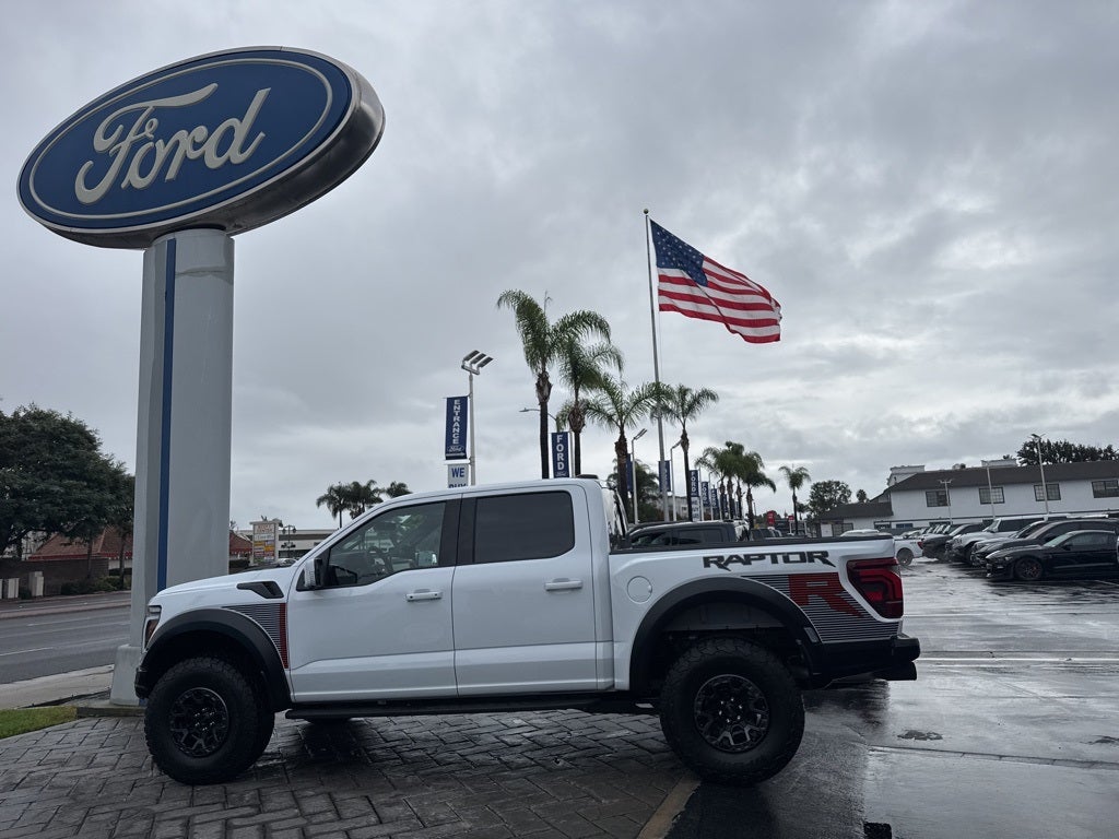 2025 Ford F-150 Raptor R