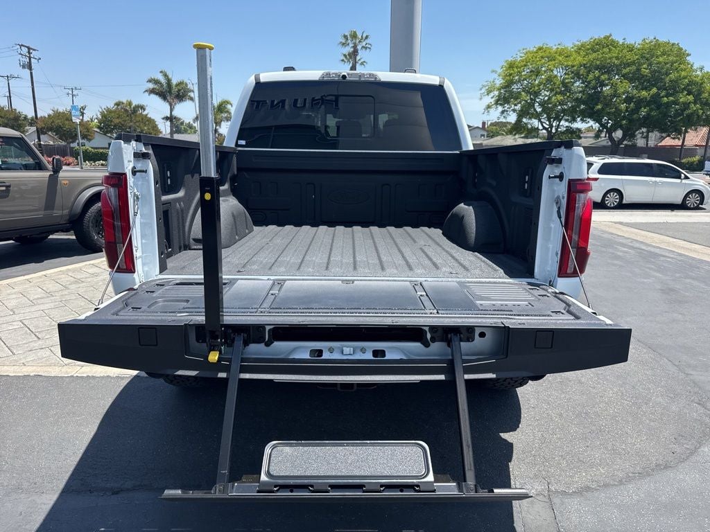 2025 Ford F-150 Raptor R