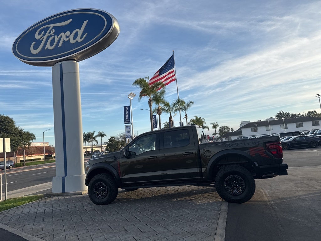 2025 Ford F-150 Raptor R