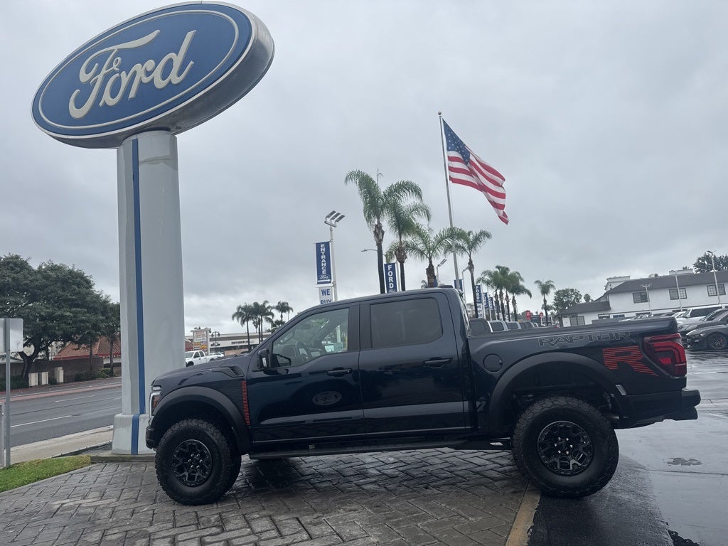 2025 Ford F-150 Raptor R