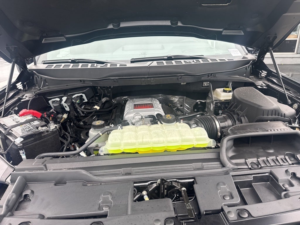 2025 Ford F-150 Raptor R