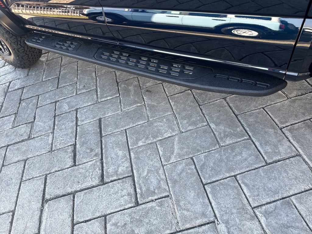 2025 Ford F-150 Raptor R