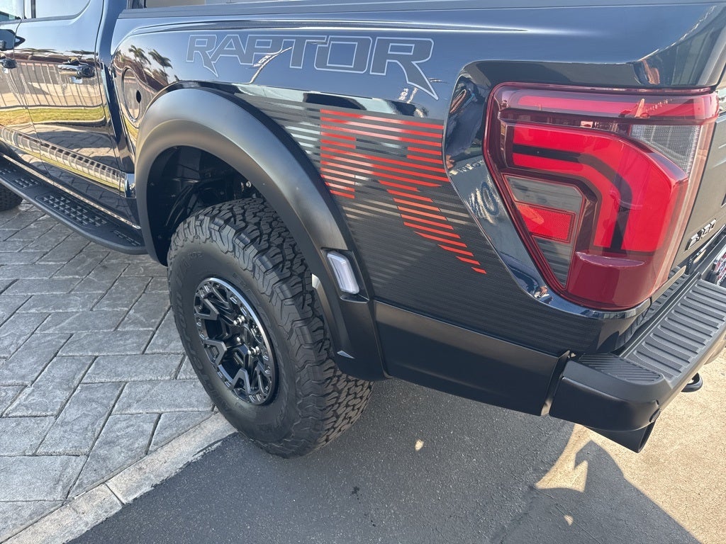 2025 Ford F-150 Raptor R