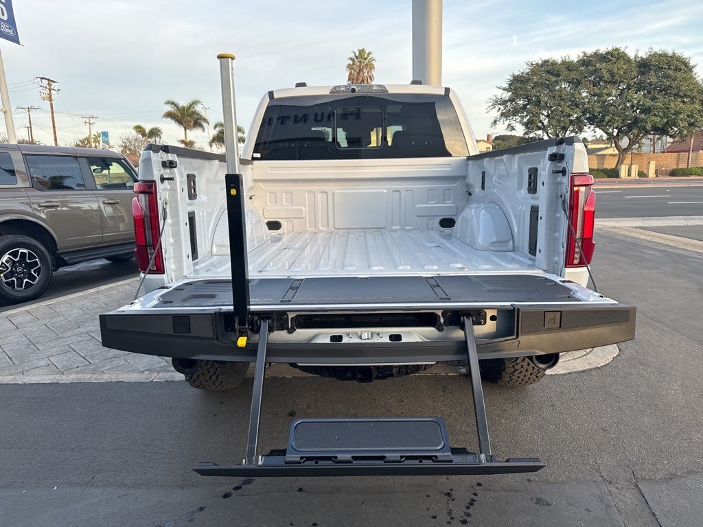 2025 Ford F-150 Raptor R