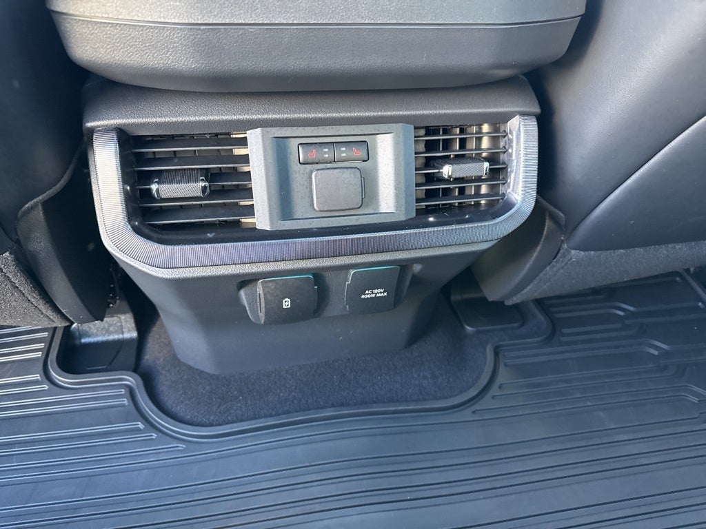 2025 Ford F-150 Raptor R