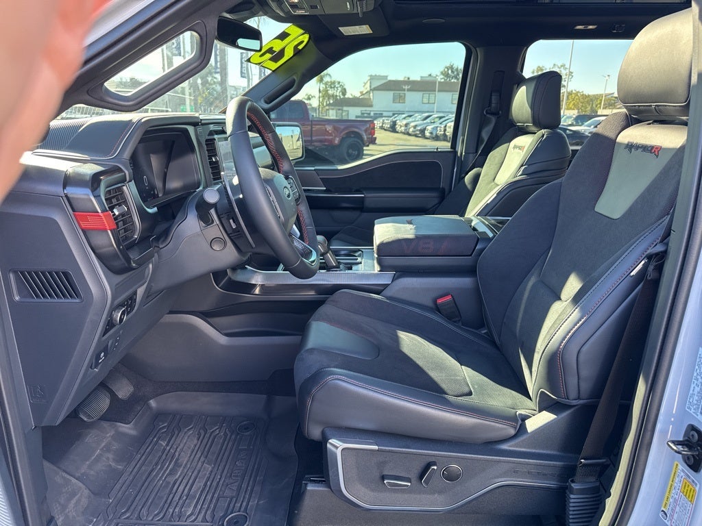 2025 Ford F-150 Raptor R