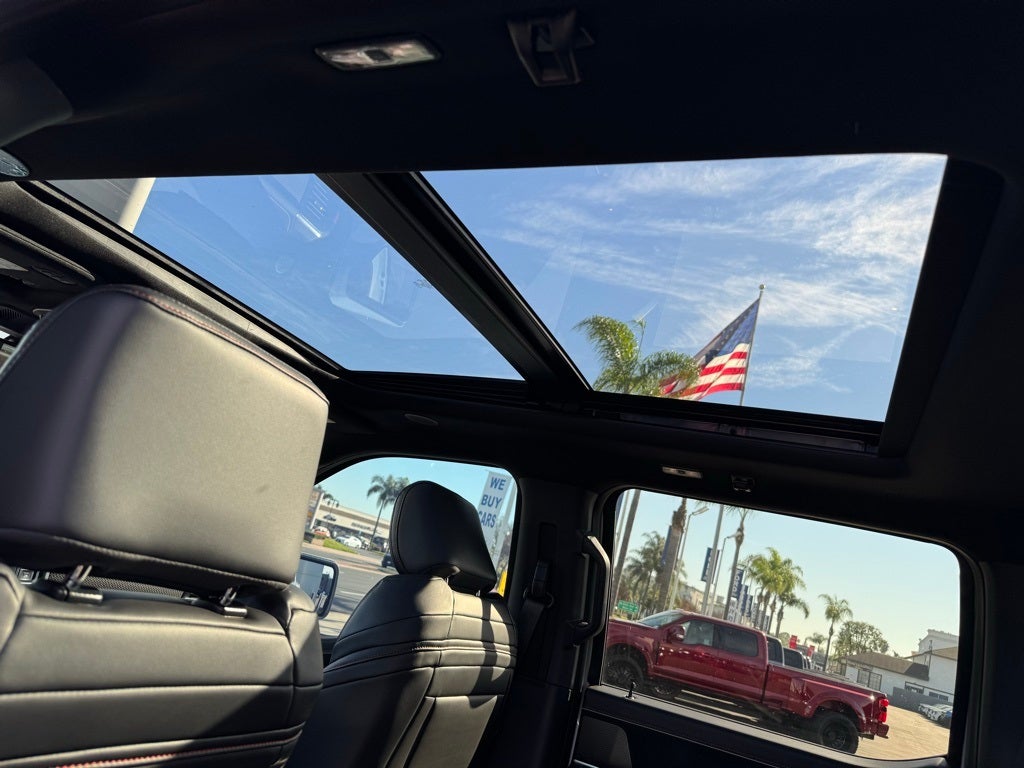 2025 Ford F-150 Raptor R